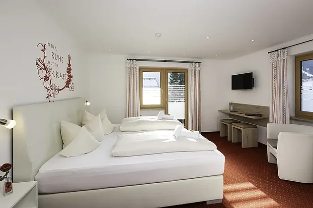 Komfort-Doppelzimmer mit Balkon – Hotel Bergidyll Pfronten