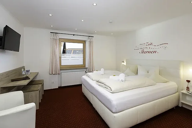 Standard-Doppelzimmer im Obergeschoss – Hotel Bergidyll Pfronten